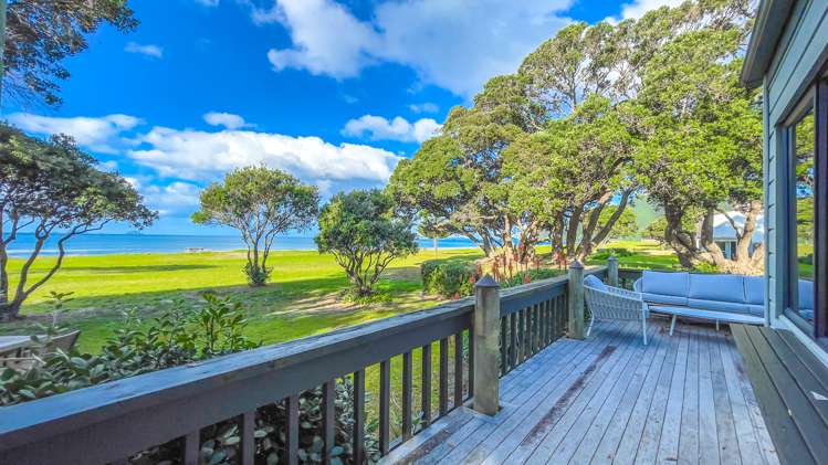 19 Claxton Avenue Pauanui_5