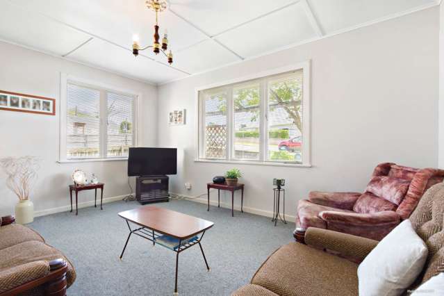 1/4 Ambler Avenue Glen Eden_3