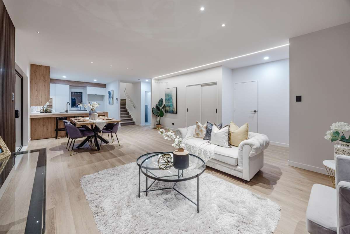 2/60 Reelick Ave_2