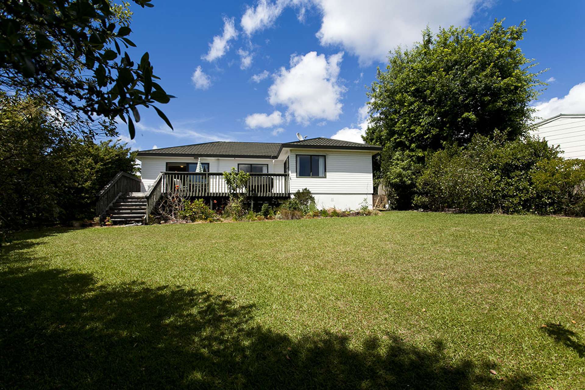 17 Greta Place Stanmore Bay_0