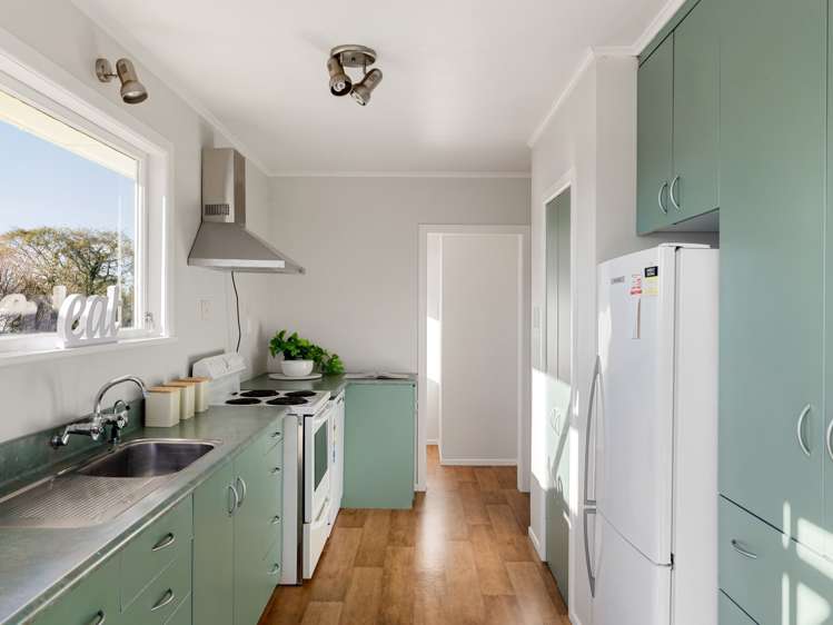 13 Erika Place Fairview Downs_11