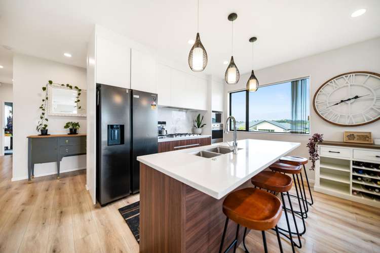 21 James Elliot Way_3