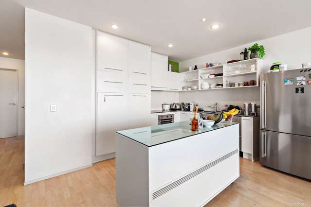 1604/18 Beach Road Auckland Central_2