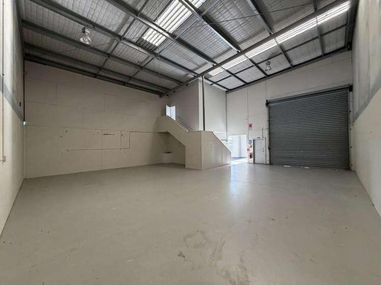 2/10 Enterprise Drive Henderson_4
