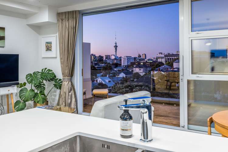 405/246 Khyber Pass Road Grafton_5