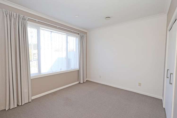 66 Park Street Winton_12