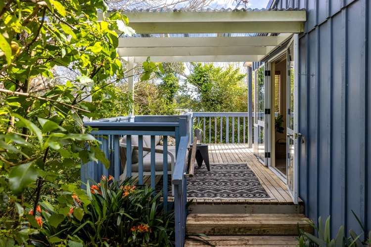 31 Putiki Road Ostend_1