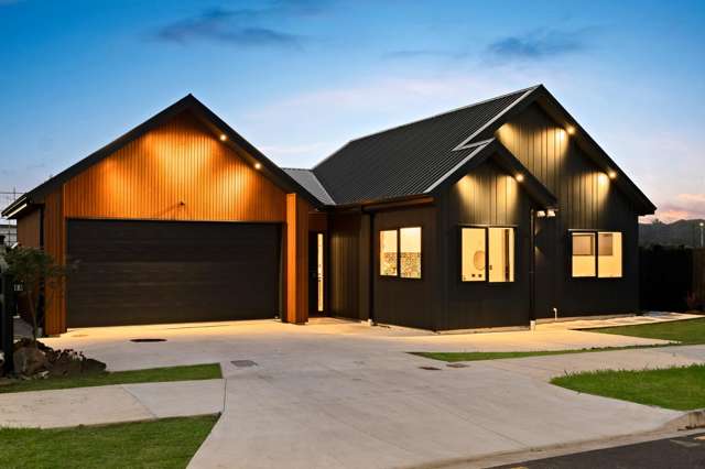 Brand-New Clevedon Home with Legal Home & Income