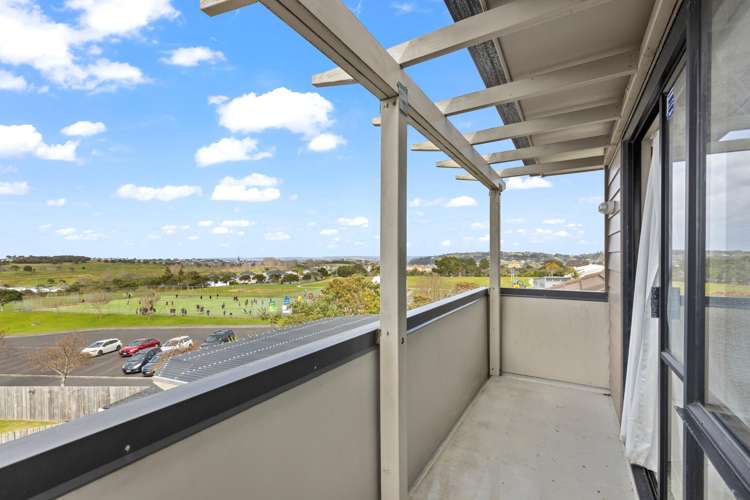 53 Alec Craig Way Gulf Harbour_14