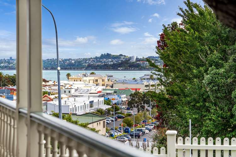 2/74 Victoria Road_0