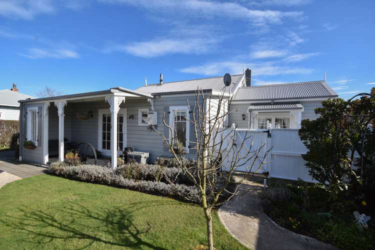 231 Union Street Milton_9