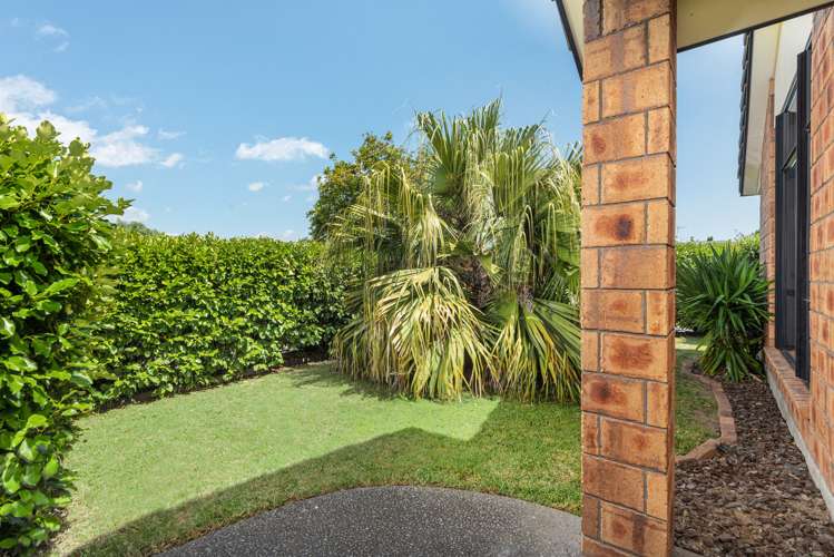 1 Lark Place Welcome Bay_11