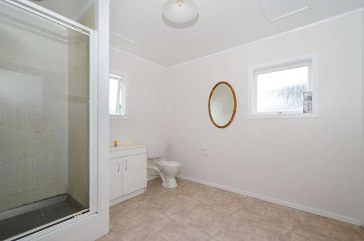 63 Smythe Road Henderson_10