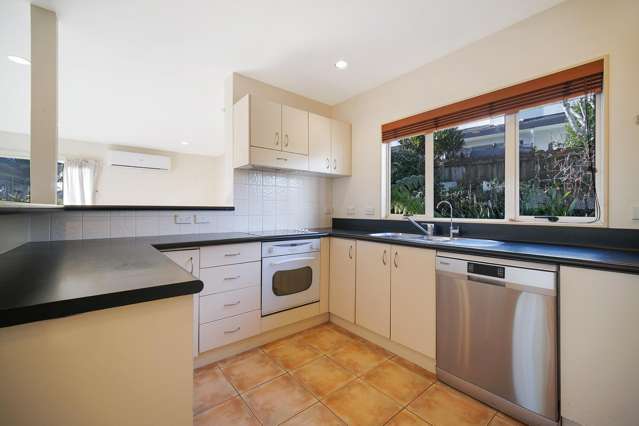 2/114 Gowing Drive 1723_3