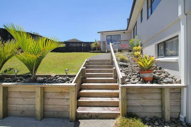 17 Donald Street Stanmore Bay_1