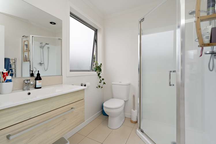 48 West Thompson Street Leamington_10