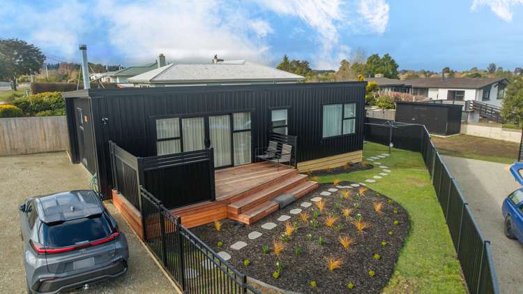 22 Charles Street Weston_34