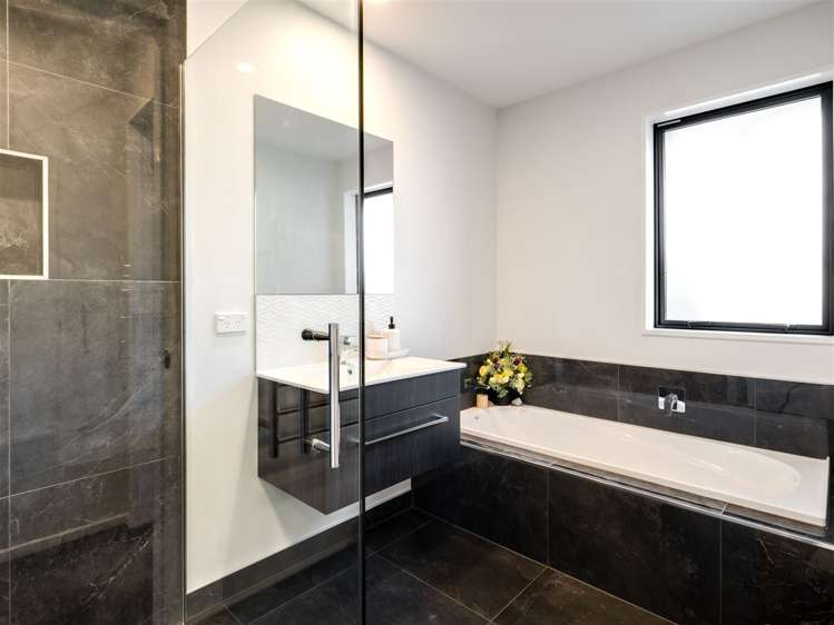 14 Tobollie Drive Rolleston_12