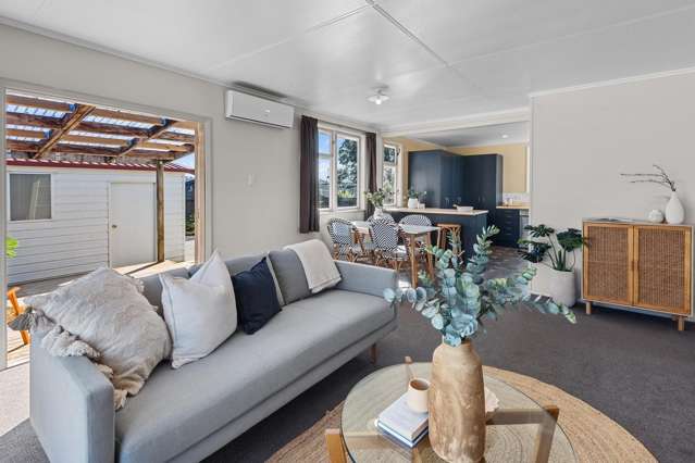 1/12 Grant Street Te Kamo_1