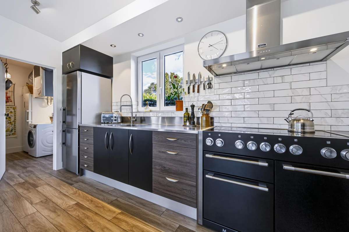 27 Tawa Road_4
