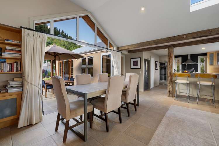 5 Vancouver Drive Queenstown_10