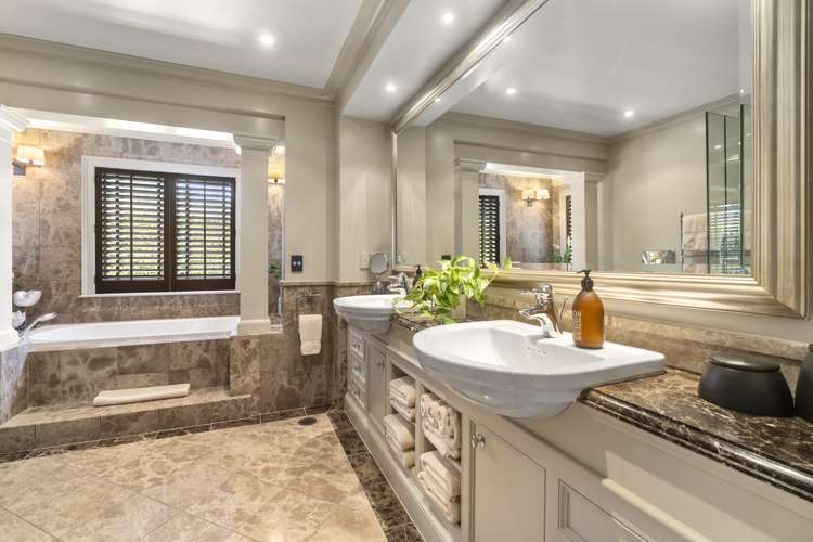 84 Paritai Drive Orakei_24