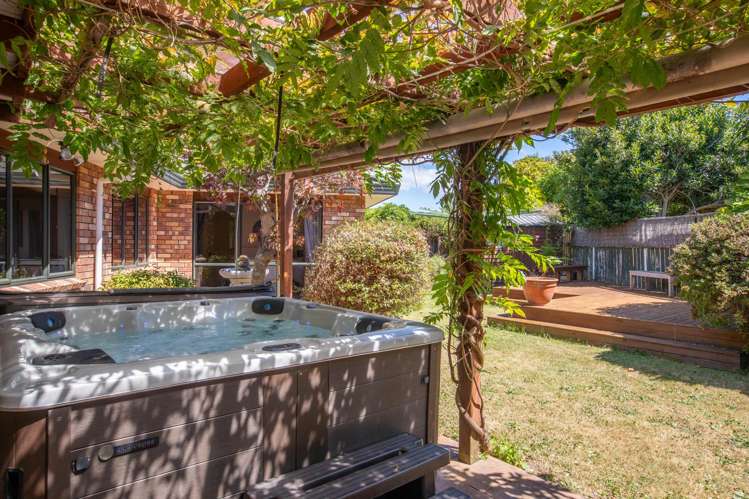 6 Runanga Grove Waikanae_19