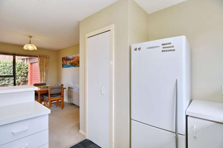 2/54 Ben Nevis Drive Broomfield_12