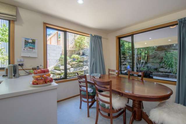 10a Cameron Place Fernhill/Sunshine Bay_3