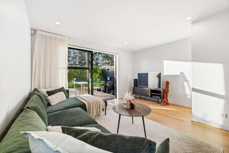 3/111 Hobsonville Road West Harbour_6