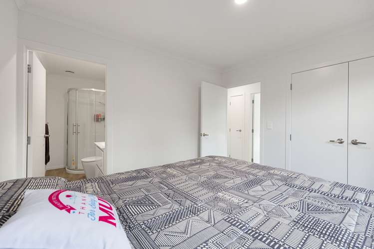 3/9 Steele Road Forest Lake_5