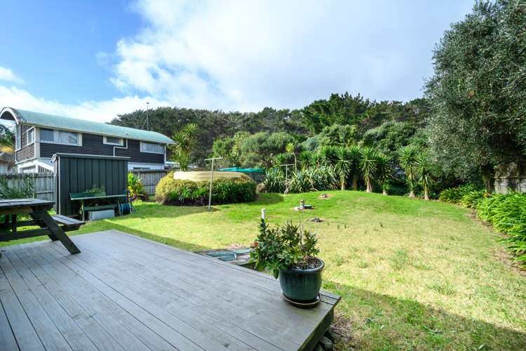 5 Erangi Place Bethells Beach_15