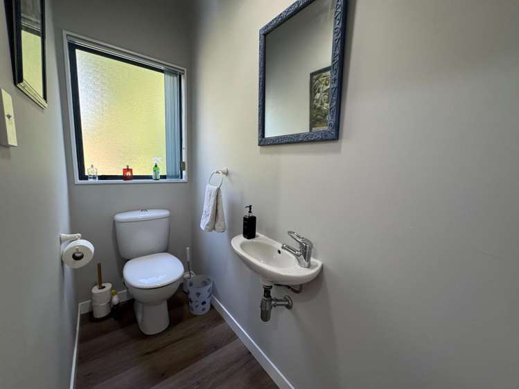 76 Waiheke Road Waiheke Island_13