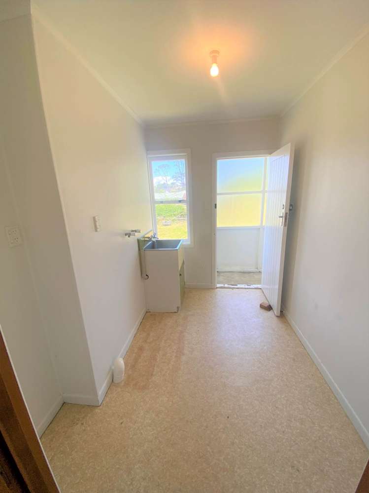 21 Terry Street Blockhouse Bay_10