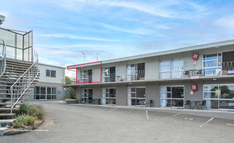 29/76 Lake Terrace Central_7