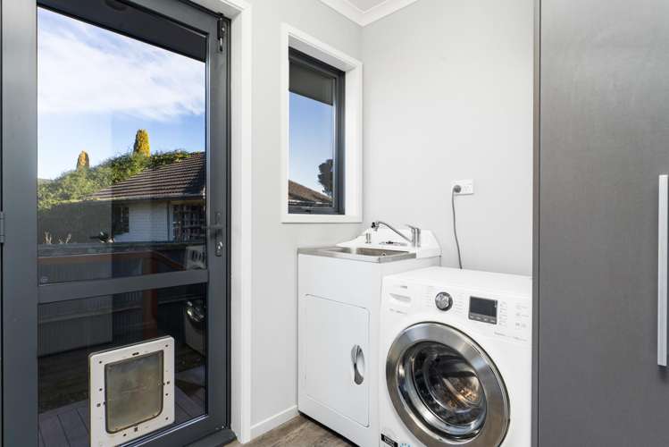 14 Farnborough Street Aranui_22