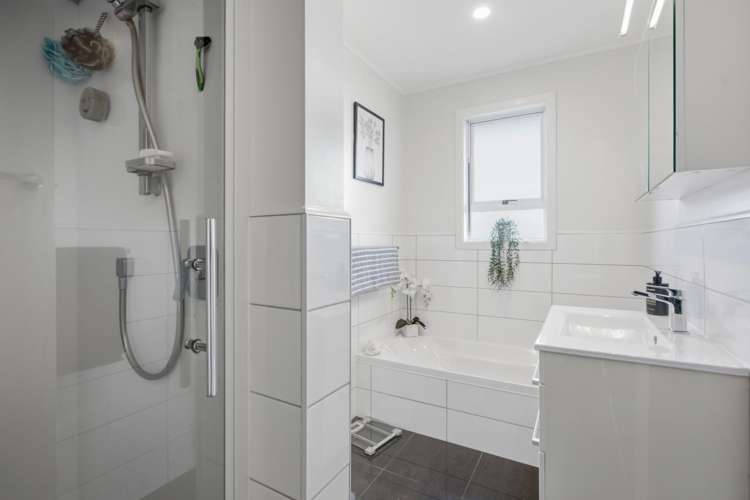 13 Durham Avenue Welbourn_13