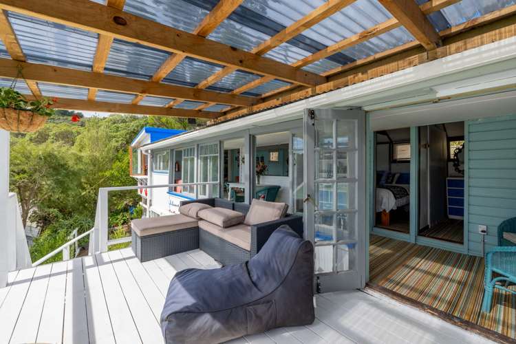 301 Marine Drive Charteris Bay_14