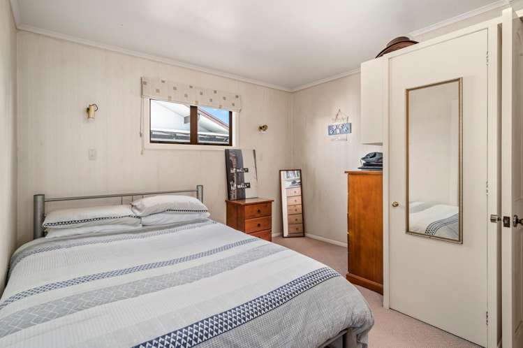 17 Porikapa Road Owhata_9