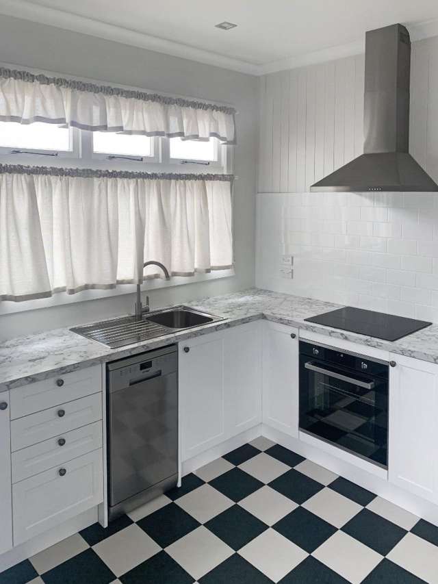 2/104 Alexandra Crescent 10490_2