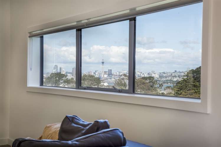 8d Huka Road Birkenhead_13