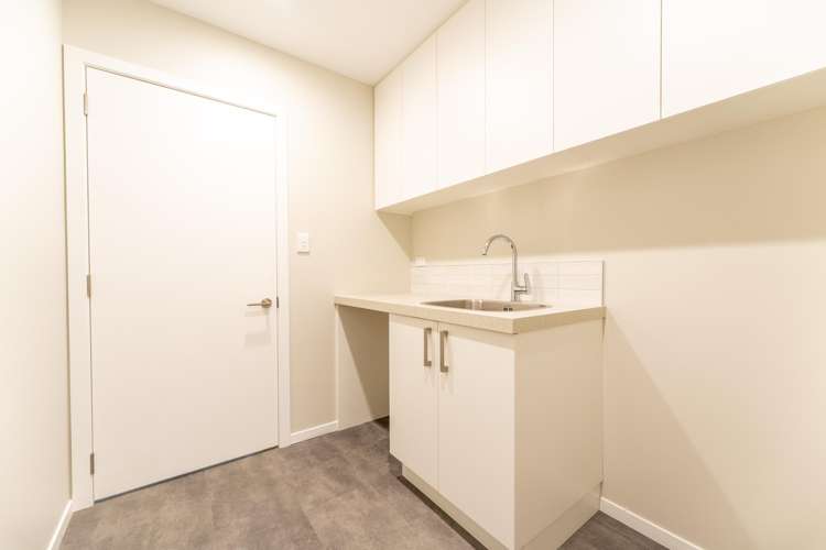 9 Whitehaven Street Weston_10