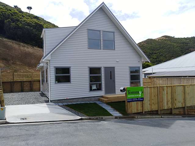 8 Rarangi Way Owhiro Bay_1