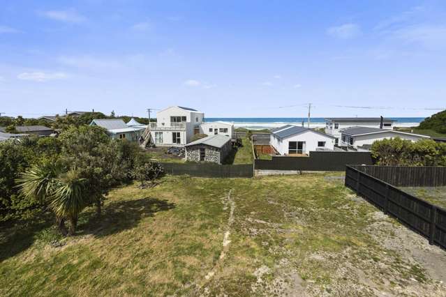 Brighton Beach Section – Build Your Coastal Dream