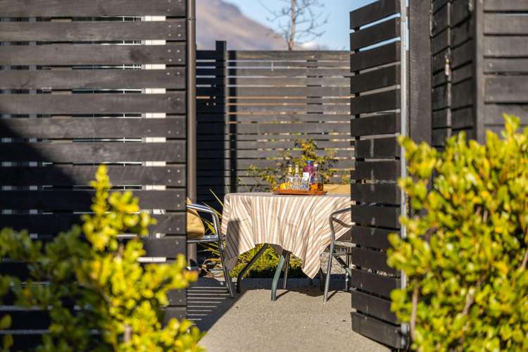 2 Boulder Lane Jacks Point_2