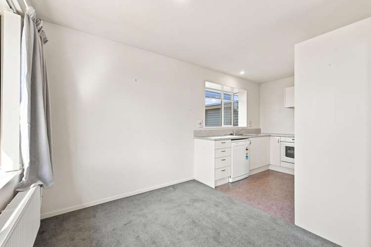 6 Seadown Crescent Amberley_2