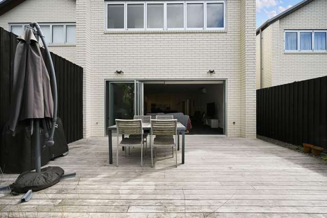 58E Herbert Road 10469_4
