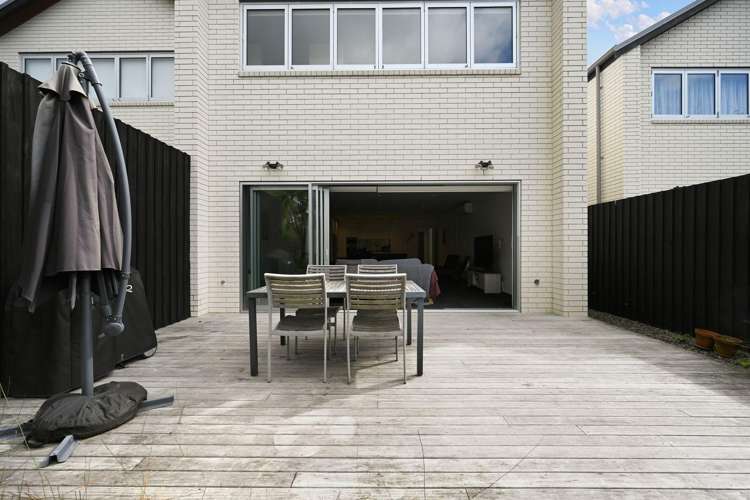 58E Herbert Road 10469_4
