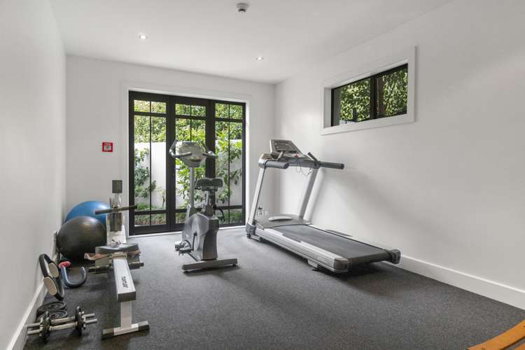 2d/9 Saint Georges Bay Road Parnell_19