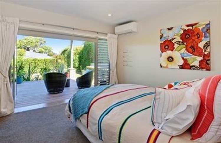 2/91 Aberdeen Road Castor Bay_15